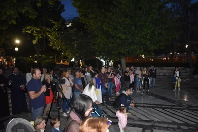 Συναυλία της Χορωδίας του Ιερού Ναού μας στην Πλατεία Ταχυδρομείου (2019)