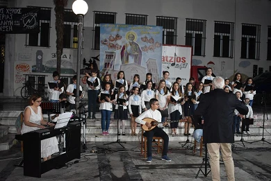Συναυλία της Χορωδίας του Ιερού Ναού μας στην Πλατεία Ταχυδρομείου (2019)