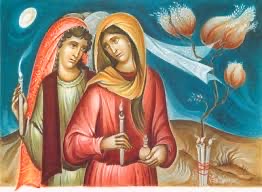 «Τόν Νυμφίον‭‭ ‬ἀ‬δελφοί‭ ‬ ‭ἀ‬γαπήσωμεν,‭ ‬τάς‭ ‬λαμπάδας‭ ἑ‬αυτ‭ῶν‬ ε‭ὐ‬τρεπίσωμεν»